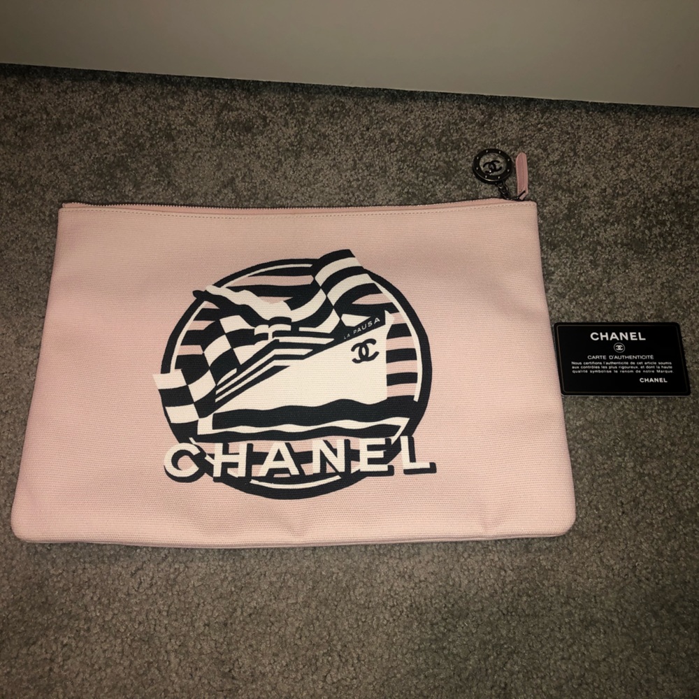 Chanel “La Pausa” collection clutch/pouch - Picture 2 of 8